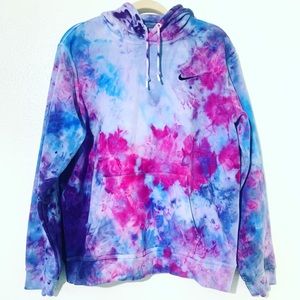 👟Nike Large NWOT🫐 Blue and Pink Tie Dye Hoodie